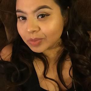 Meet your Posher, Roxana